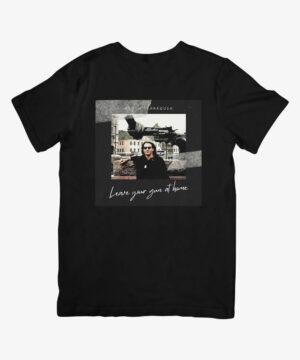 Leave You Gun At Home — Camiseta