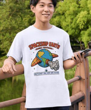 Spaceship Earth — Camiseta (Edição Especial Pop Art)